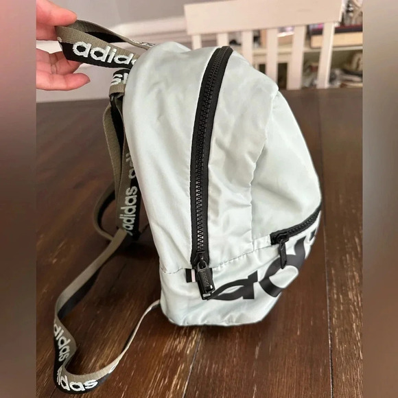 Adidas small backpack - Picture 3 of 12